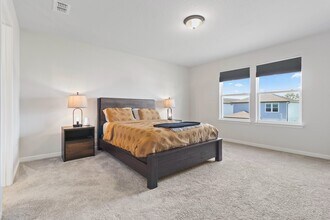 9501 Rally Spring Lp in Wesley Chapel, FL - Building Photo - Building Photo
