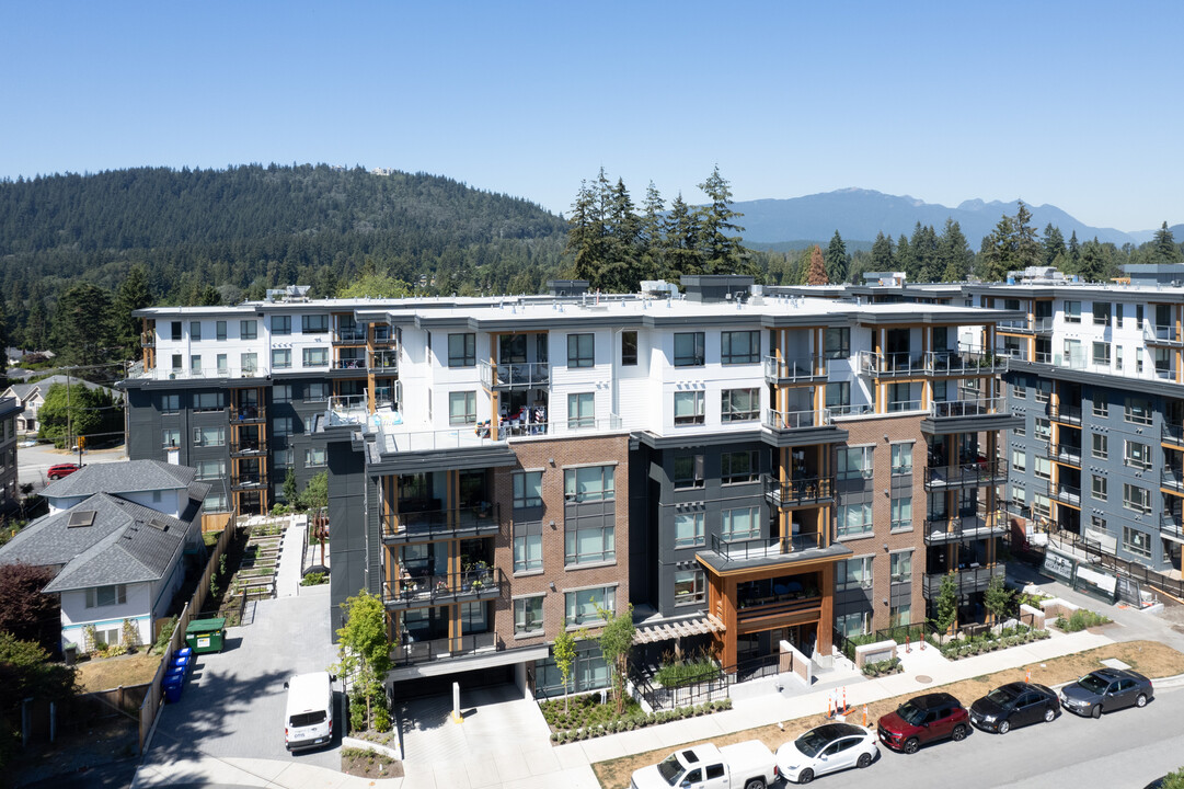 The Oaks in Coquitlam, BC - Building Photo