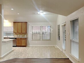 2420 Avalon Trace Ln in Pearland, TX - Building Photo - Building Photo