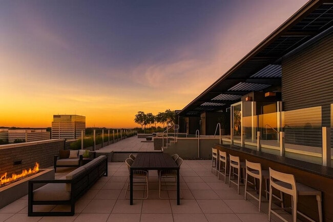 7370 Montcalm Dr in McLean, VA - Building Photo - Building Photo