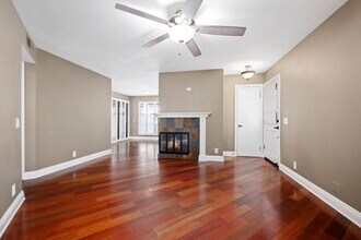 7 Oak Spring Ln in Aliso Viejo, CA - Foto de edificio - Building Photo