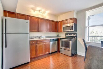 1415 Tulane Ave in New Orleans, LA - Building Photo - Building Photo
