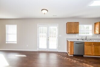 4710 Larkhaven Village Dr in Charlotte, NC - Building Photo - Building Photo
