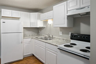 Colton Heights Apartments in Billings, MT - Building Photo - Building Photo