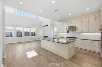 141 Holliston in Lake Forest, CA - Building Photo - Building Photo