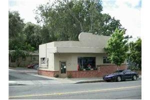 2329-2353 Montgomery St in Oroville, CA - Building Photo - Building Photo