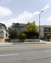 336 S Wilton Pl in Los Angeles, CA - Building Photo - Building Photo