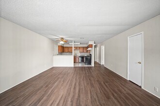 3813 Wood Sorrel Dr in Dickinson, TX - Building Photo - Building Photo