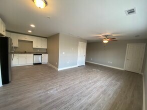 95 N Jackson St in Hartwell, GA - Building Photo - Building Photo