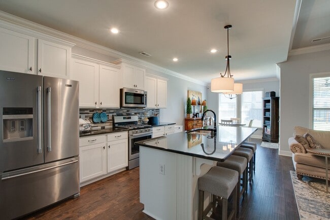 property at 3023 Peevey Creek Ln