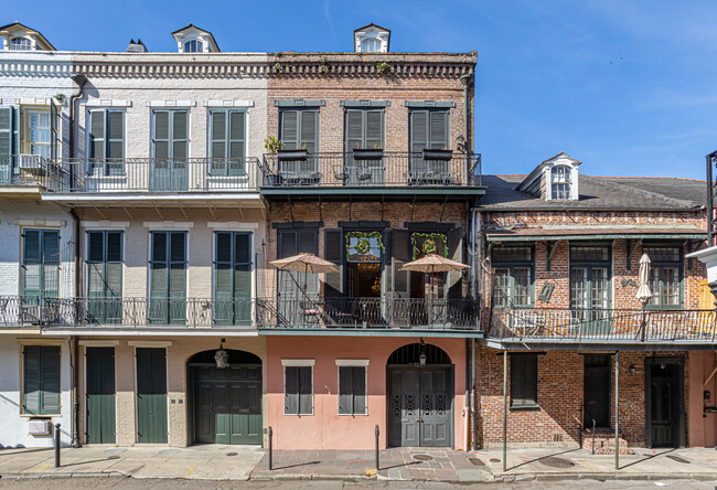 1231 Chartres St in New Orleans, LA - Foto de edificio - Building Photo