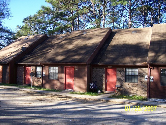 902 S Lipona Rd in Tallahassee, FL - Building Photo - Building Photo