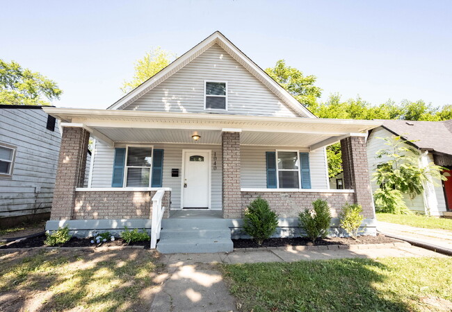 1040 Winfield Ave in Indianapolis, IN - Building Photo - Building Photo