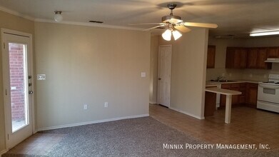 610 N Englewood Ave in Lubbock, TX - Building Photo - Building Photo