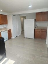 11301 110th Terrace in Largo, FL - Building Photo - Building Photo
