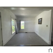 915 Nesslewood Ave in Toledo, OH - Building Photo - Building Photo