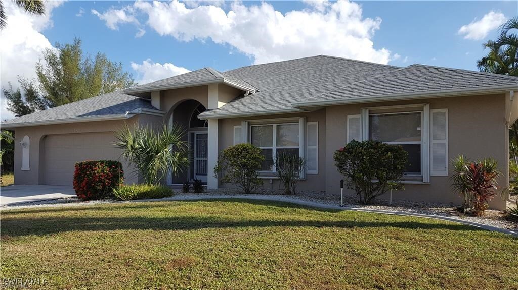 3428 SW 7th Terrace in Cape Coral, FL - Foto de edificio