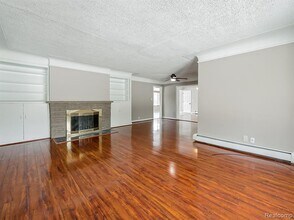 25330 Brookview St in Farmington Hills, MI - Building Photo - Building Photo