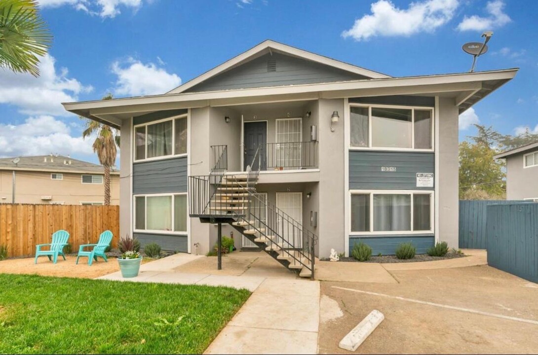 10321 Birmingham Way, Unit 3 in Rancho Cordova, CA - Foto de edificio