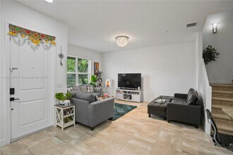 12441 NW 18th Ct in Pembroke Pines, FL - Building Photo - Building Photo