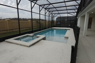 3800 Sonoma Blvd in Kissimmee, FL - Building Photo - Building Photo