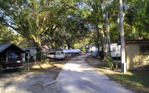 Bonnet Lake Estates Mobile Home Park in Avon Park, FL - Building Photo - Building Photo