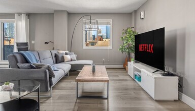 235-215 15 Ave SW in Calgary, AB - Building Photo - Building Photo