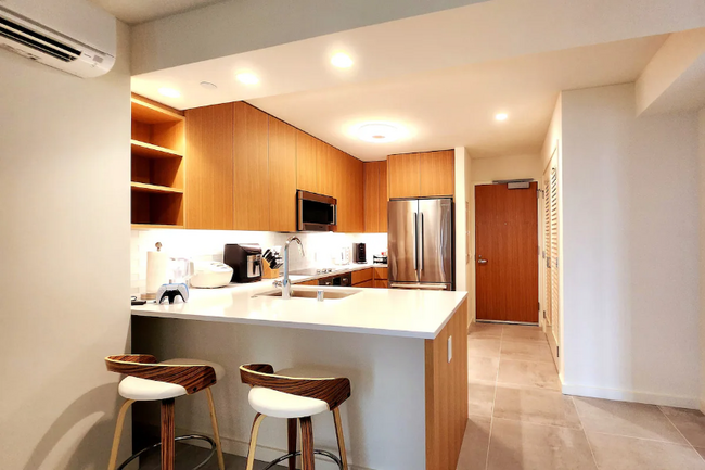 1388 Kapiolani Blvd in Honolulu, HI - Building Photo - Building Photo