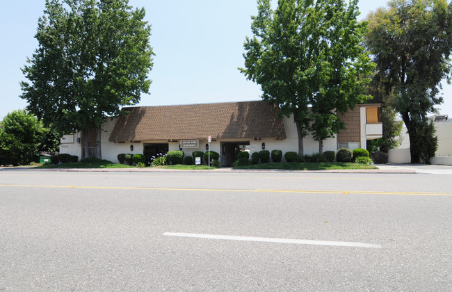 Aquino Park Apartments in Campbell, CA - Building Photo - Building Photo