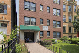 4717 N. Winthrop Apartments in Chicago, IL - Building Photo - Building Photo