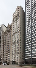 1430 N Lake Shore Dr in Chicago, IL - Foto de edificio - Building Photo