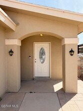 14668 Jesus Almeida in El Paso, TX - Building Photo - Building Photo