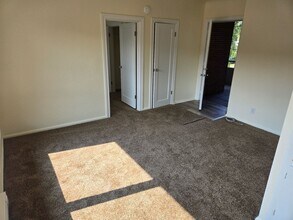 222 S 11th St in Mount Vernon, WA - Building Photo - Building Photo