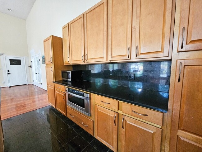 4925 Lincoln Ave in Alexandria, VA - Building Photo - Building Photo