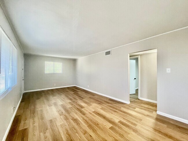 1110 Advance St in San Marcos, TX - Building Photo - Building Photo