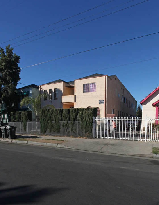 1155 Kenmore Ave in Los Angeles, CA - Building Photo