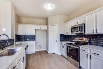 9732 Indian Canyon Dr in Plano, TX - Building Photo - Building Photo