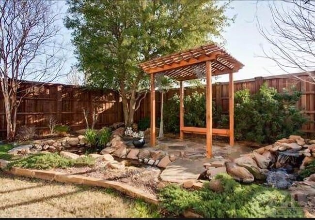 8864 Kennsington St in Frisco, TX - Foto de edificio - Building Photo