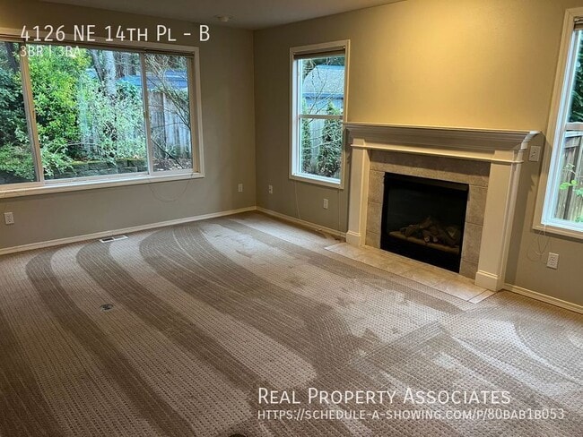 4126 NE 14th Pl in Renton, WA - Building Photo - Building Photo