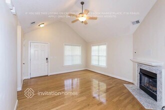 917 Doris Ray Ct in Charlotte, NC - Building Photo - Building Photo