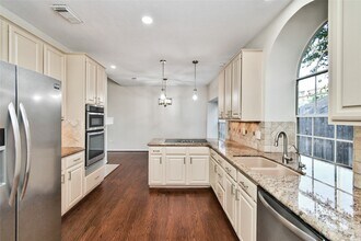 1506 Forest Home Dr in Houston, TX - Building Photo - Building Photo