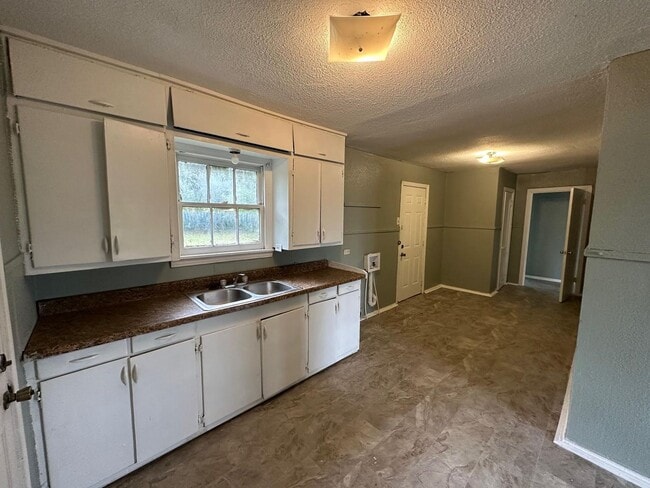 3917 Roselawn Dr in Waco, TX - Building Photo - Building Photo