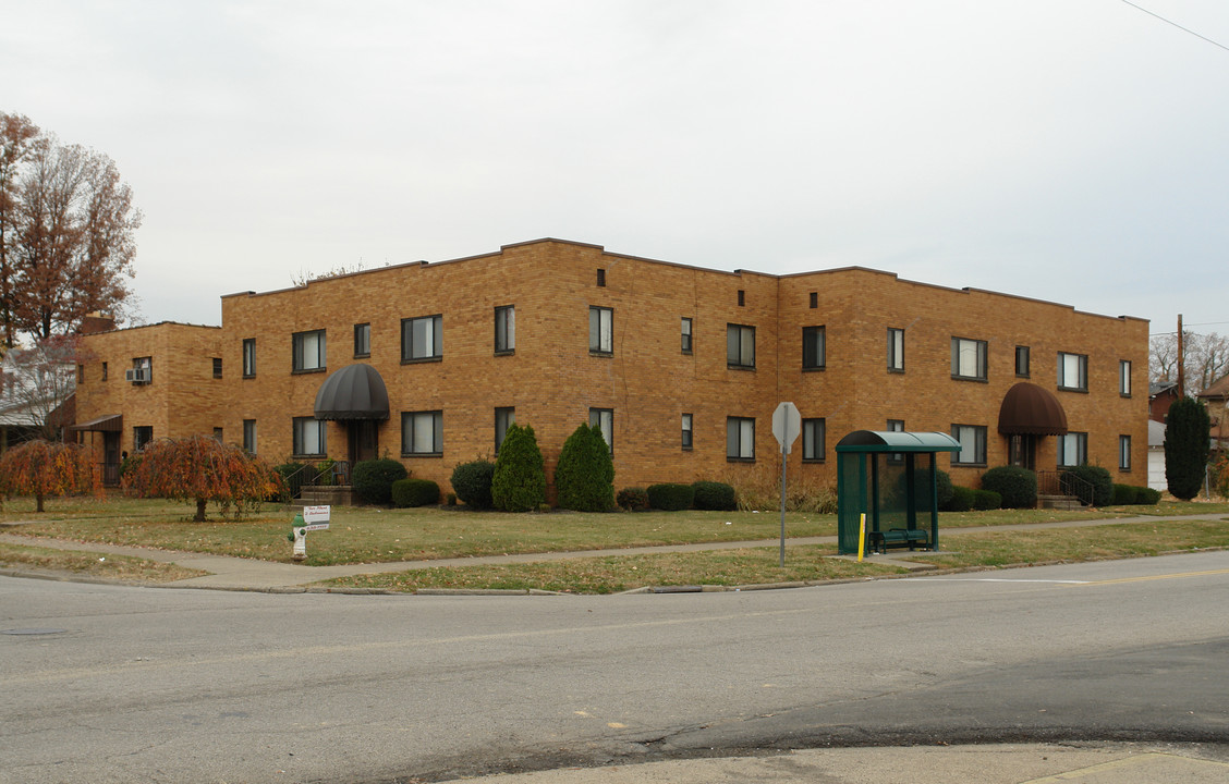 605 5th St in Huntington, WV - Building Photo