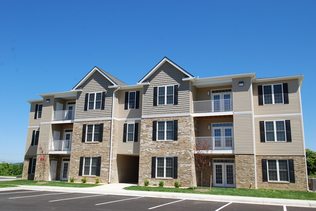 CONTRAIL PARK in Winchester, VA - Foto de edificio