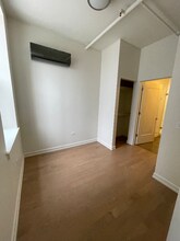 117 N Clark St in Chicago, IL - Building Photo - Building Photo