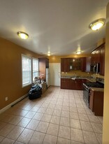 117 4th Ave, Unit 2B in East Orange, NJ - Building Photo - Building Photo