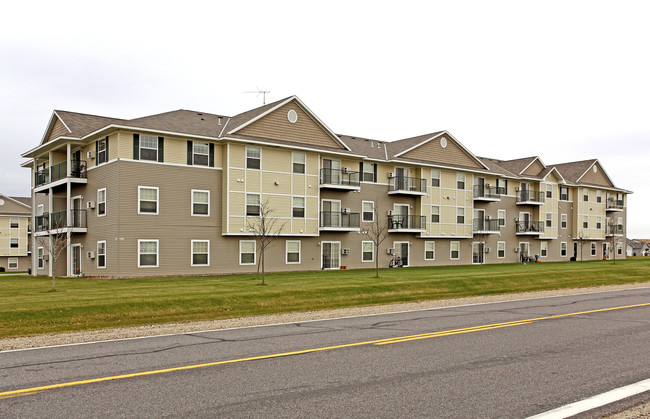 Cedar Ridge Apartments in Clearwater, MN - Building Photo - Building Photo