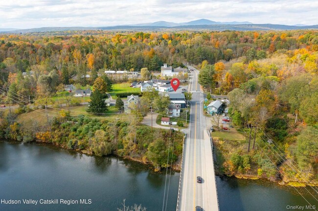 2303 Lucas Turnpike in High Falls, NY - Building Photo - Building Photo