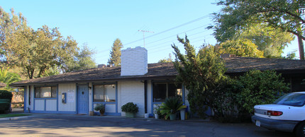 Peppertree in Sacramento, CA - Foto de edificio - Building Photo