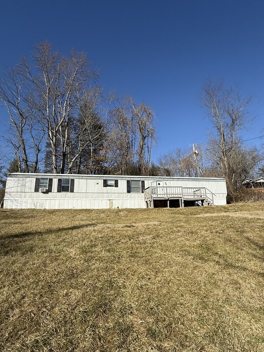 3 Sizemore Ln in Asheville, NC - Building Photo